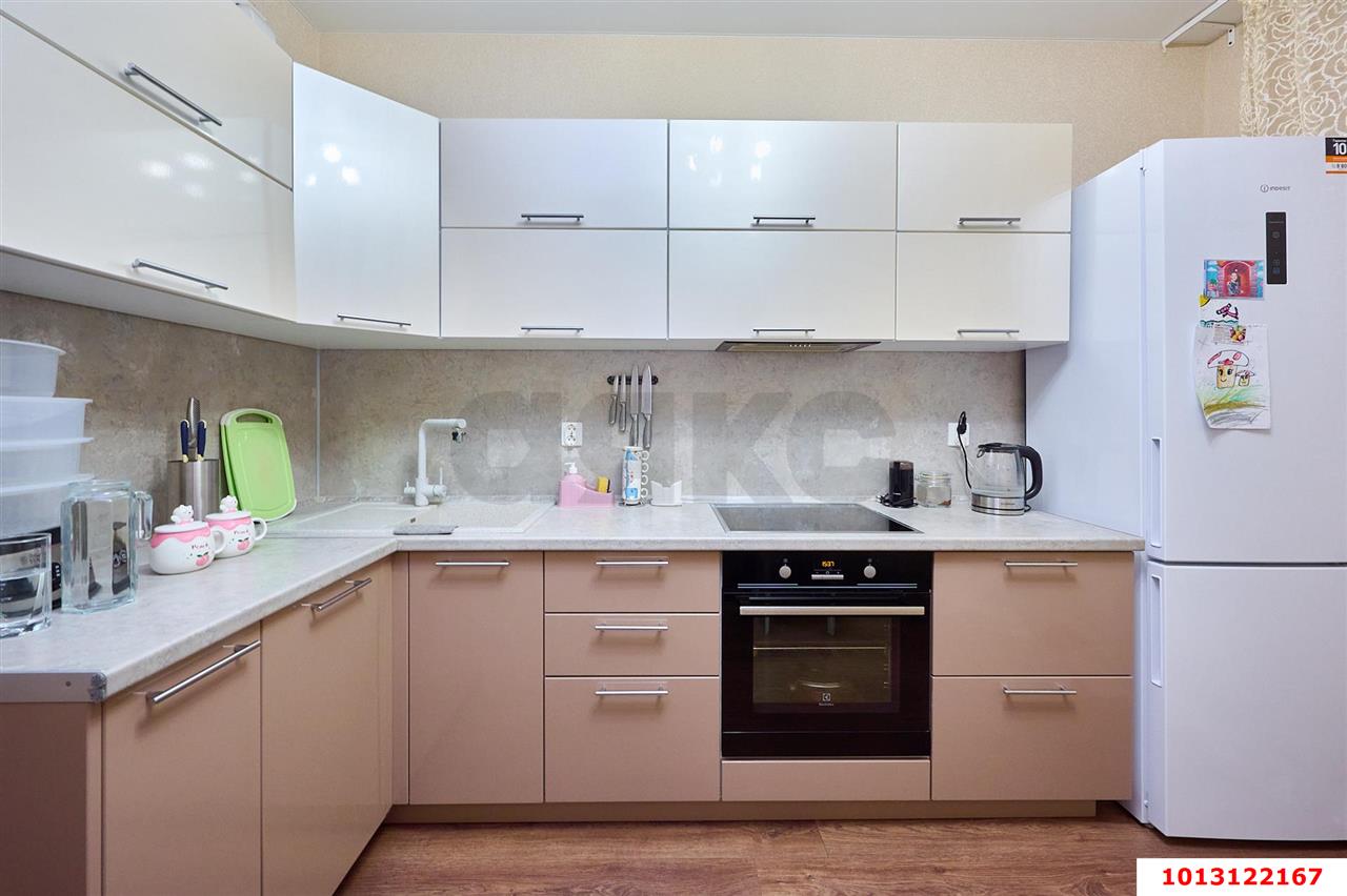 Фото №1: 2-комнатная квартира 70&nbsp;м², 3/24&nbsp;эт. - Краснодар, Прикубанский внутригородской округ, ЖК Губернский, мкр. 1-й квартал, ул. Домбайская, 57