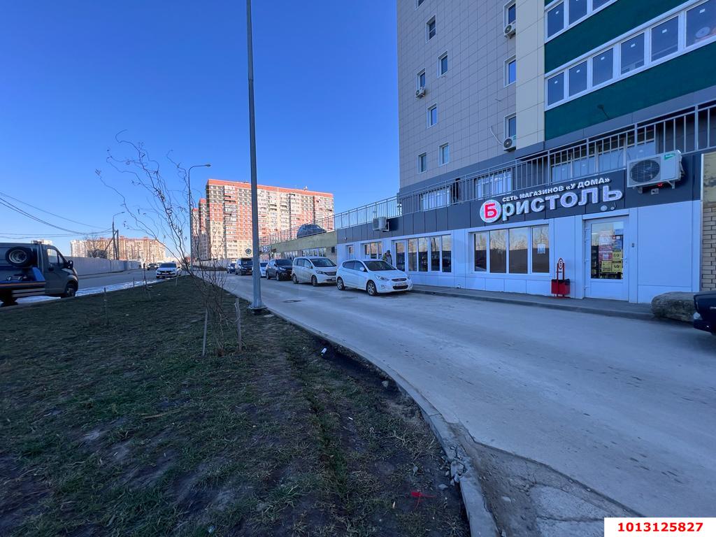 Фото №6: Торговое помещение 181&nbsp;м², 1/1&nbsp;эт. - Краснодар, Карасунский внутригородской округ, ЖК Грин Парк, мкр. Участок № 35, ул. имени Дмитрия Благоева, 29к1