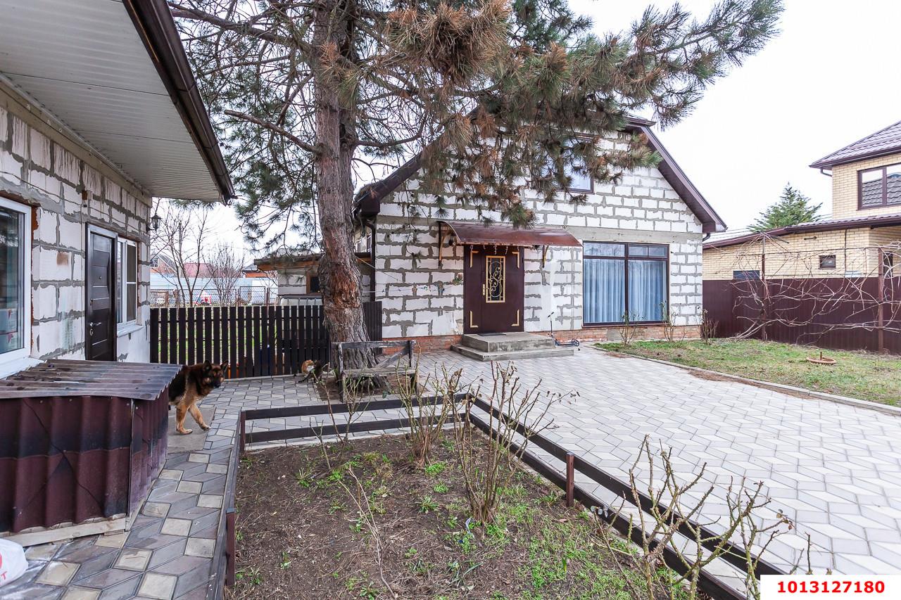 Фото №1: Дом 110&nbsp;м² + 4.5&nbsp;сот., 2&nbsp;эт. - Елизаветинская, Прикубанский внутригородской округ, ст Башмачок, ул. Цветочная