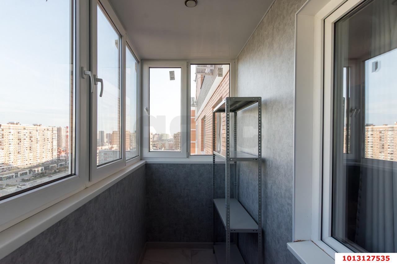 Фото №1: 1-комнатная квартира 41&nbsp;м², 16/17&nbsp;эт. - Краснодар, Прикубанский внутригородской округ, Россинского, мкр. жилой комплекс Символ, ул. Командорская, 9/1
