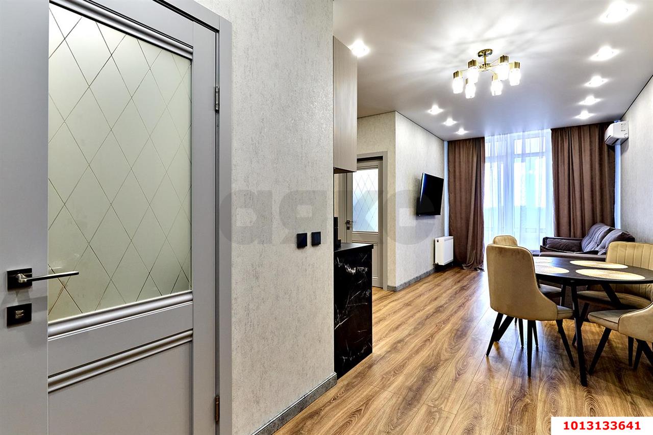 Фото №3: 2-комнатная квартира 60&nbsp;м², 16/24&nbsp;эт. - Краснодар, Прикубанский внутригородской округ, мкр. Любимово, 11/1