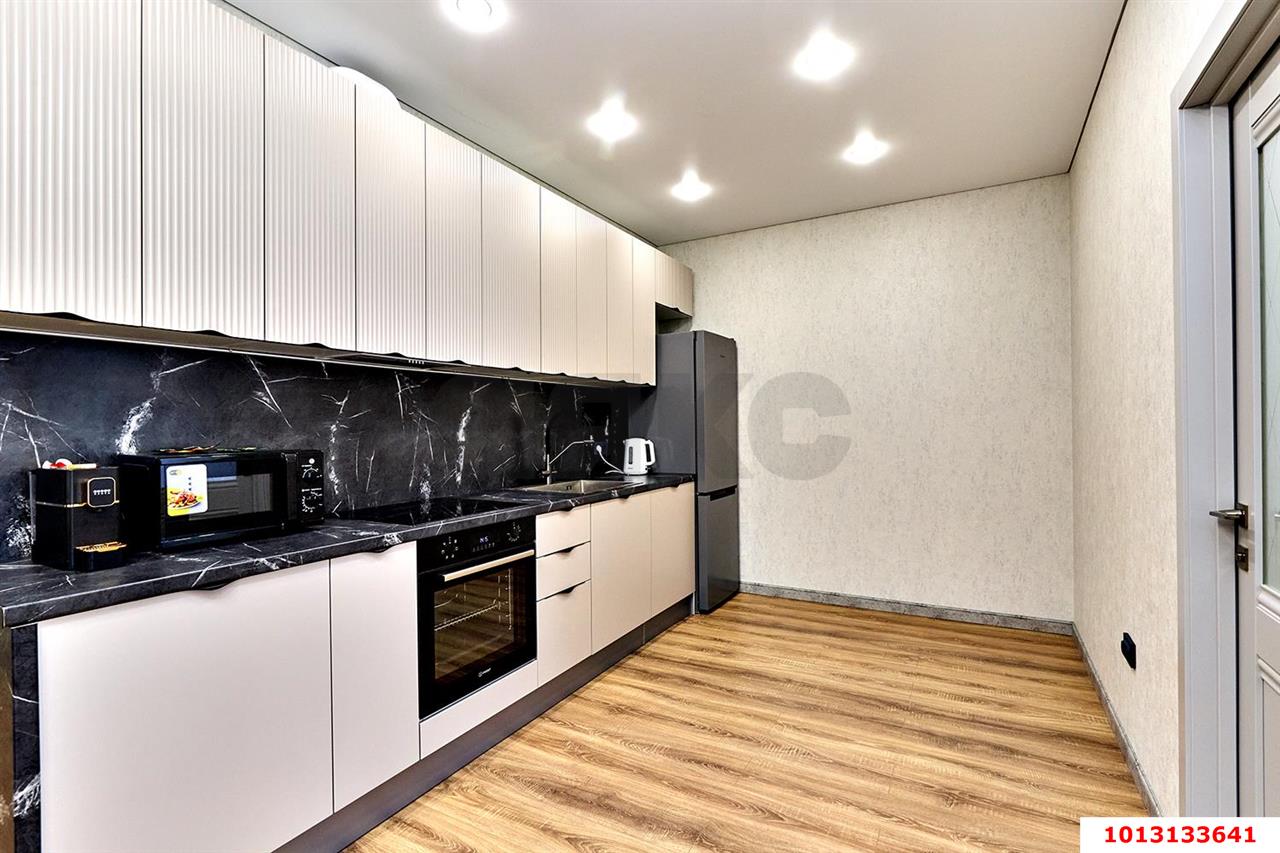 Фото №2: 2-комнатная квартира 60&nbsp;м², 16/24&nbsp;эт. - Краснодар, Прикубанский внутригородской округ, мкр. Любимово, 11/1