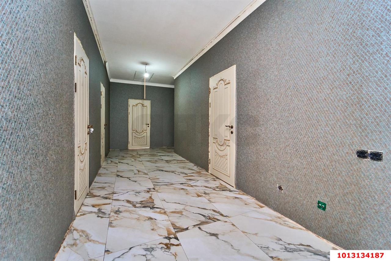 Фото №11: Дом 343&nbsp;м² + 10&nbsp;сот., 2&nbsp;эт. - Краснодар, Прикубанский внутригородской округ, Калинино, мкр. Завод Радиоизмерительных Приборов, ул. Братьев Черников, 12