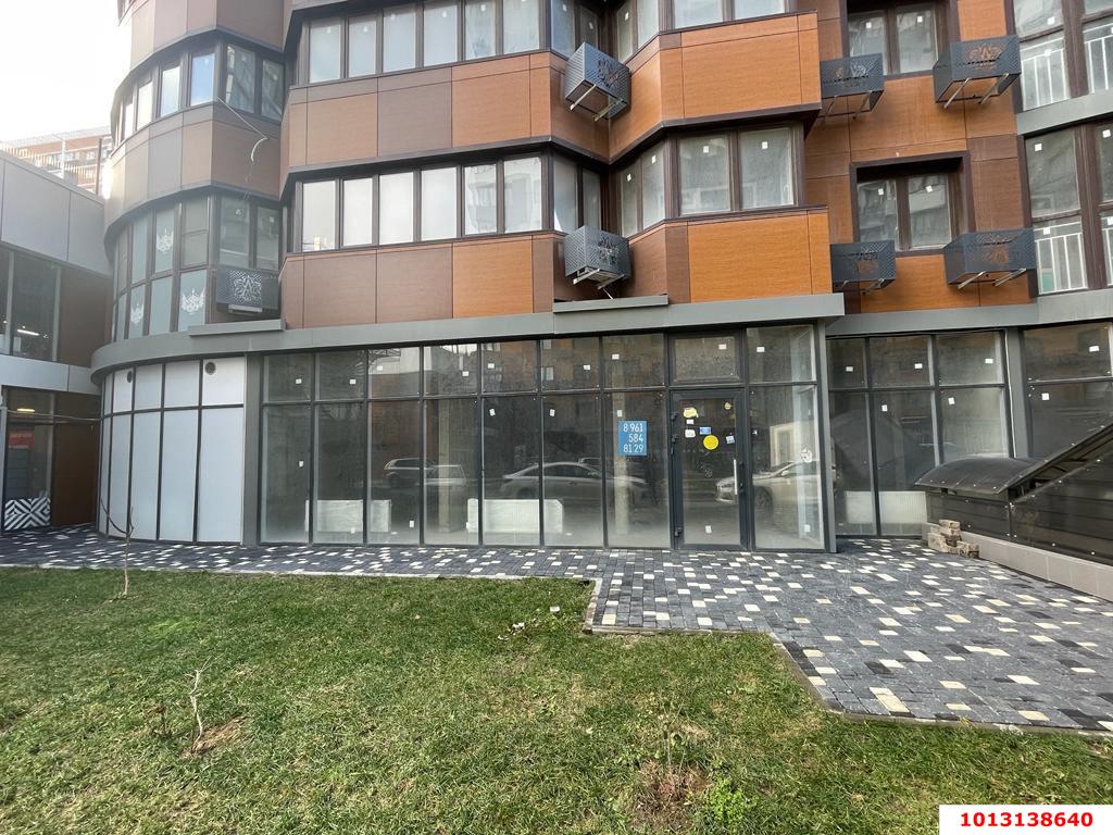 Фото №1: Торговое помещение 130&nbsp;м², 1/24&nbsp;эт. - Краснодар, Прикубанский внутригородской округ, Россинского, мкр. жилой комплекс Россинский Парк, ул. Командорская, 15/1