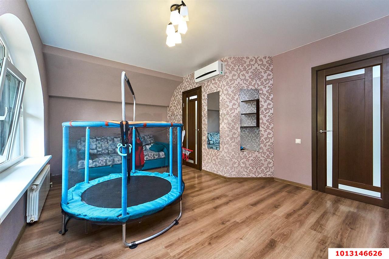 Фото №9: Дом 162&nbsp;м² + 4&nbsp;сот., 2&nbsp;эт. - Краснодар, Западный внутригородской округ, мкр. Фестивальный, ул. Карла Маркса, 56