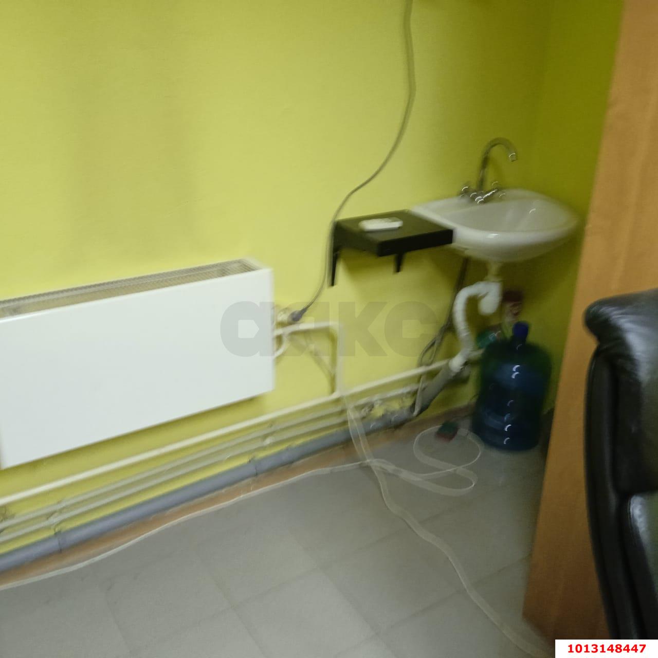 Фото №3: Офисное помещение 10&nbsp;м², 17&nbsp;эт. - Краснодар, Карасунский внутригородской округ, ж/м Пашковский, ул. Фадеева, 429/1