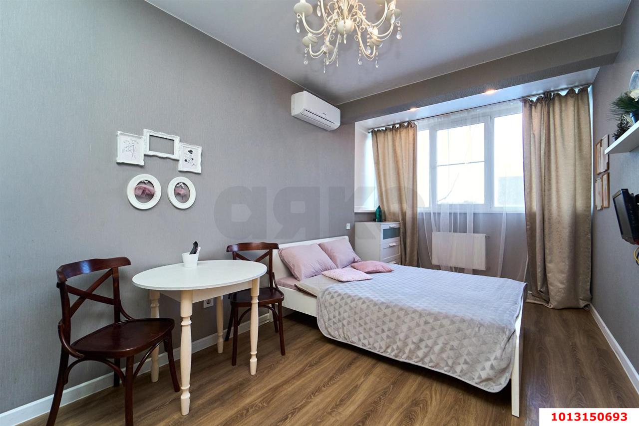 Фото №14: 1-комнатная квартира 37&nbsp;м², 1/17&nbsp;эт. - Краснодар, Прикубанский внутригородской округ, 2-я Площадка, мкр. жилой комплекс Кремлёвские Ворота, ул. Кореновская, 2к4