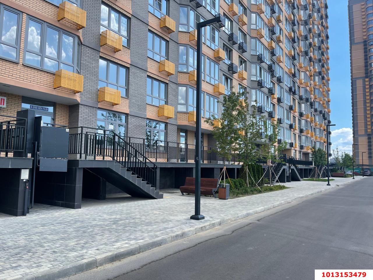 Фото №3: Торговое помещение 100&nbsp;м², 1/24&nbsp;эт. - Краснодар, Карасунский внутригородской округ, мкр. ЖК Сказка Град, ул. имени В.Н. Мачуги, 166А