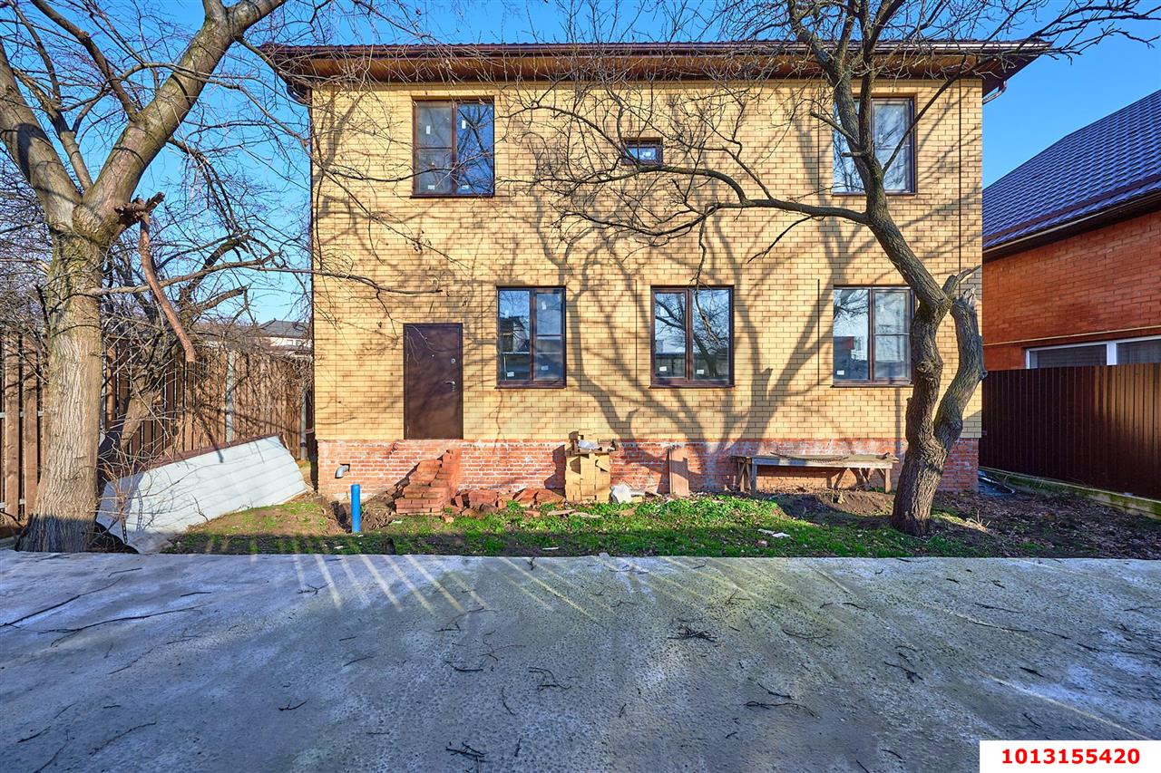 Фото №4: Дом 280&nbsp;м² + 4&nbsp;сот., 2&nbsp;эт. - Краснодар, Прикубанский внутригородской округ, Калинино, мкр. Завод Радиоизмерительных Приборов, ул. Вологодская, 55