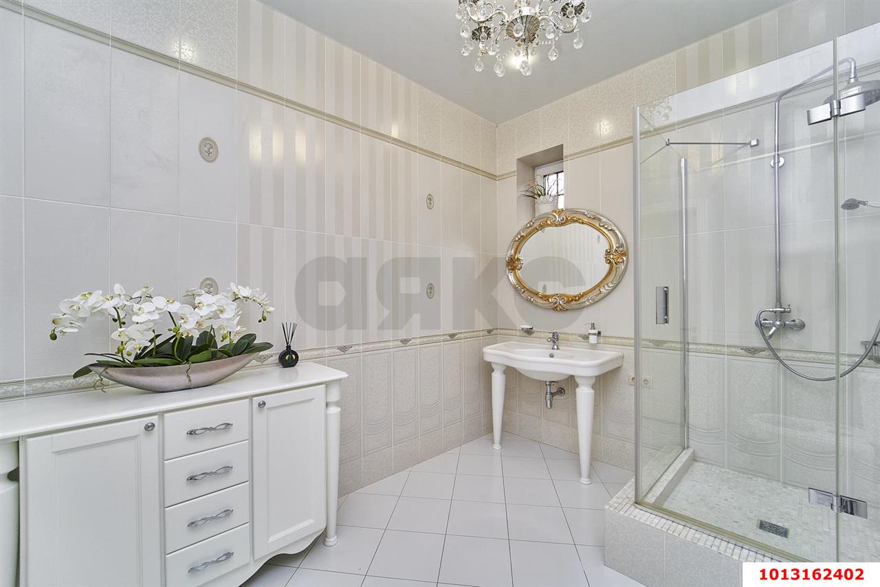 Фото №4: Дом 341&nbsp;м² + 8&nbsp;сот., 2&nbsp;эт. - Краснодар, Прикубанский внутригородской округ, мкр. Плодородный-2, ул. Тарасовская, 32