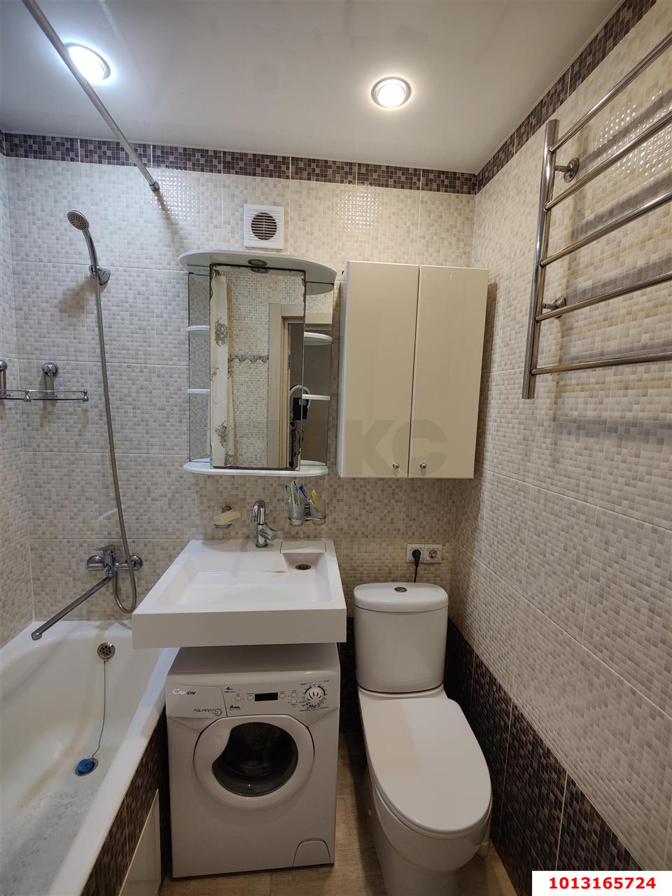 Фото №6: 2-комнатная квартира 45&nbsp;м², 4/5&nbsp;эт. - Краснодар, Центральный внутригородской округ, Покровка, мкр. Центральный, ул. Щорса, 3А