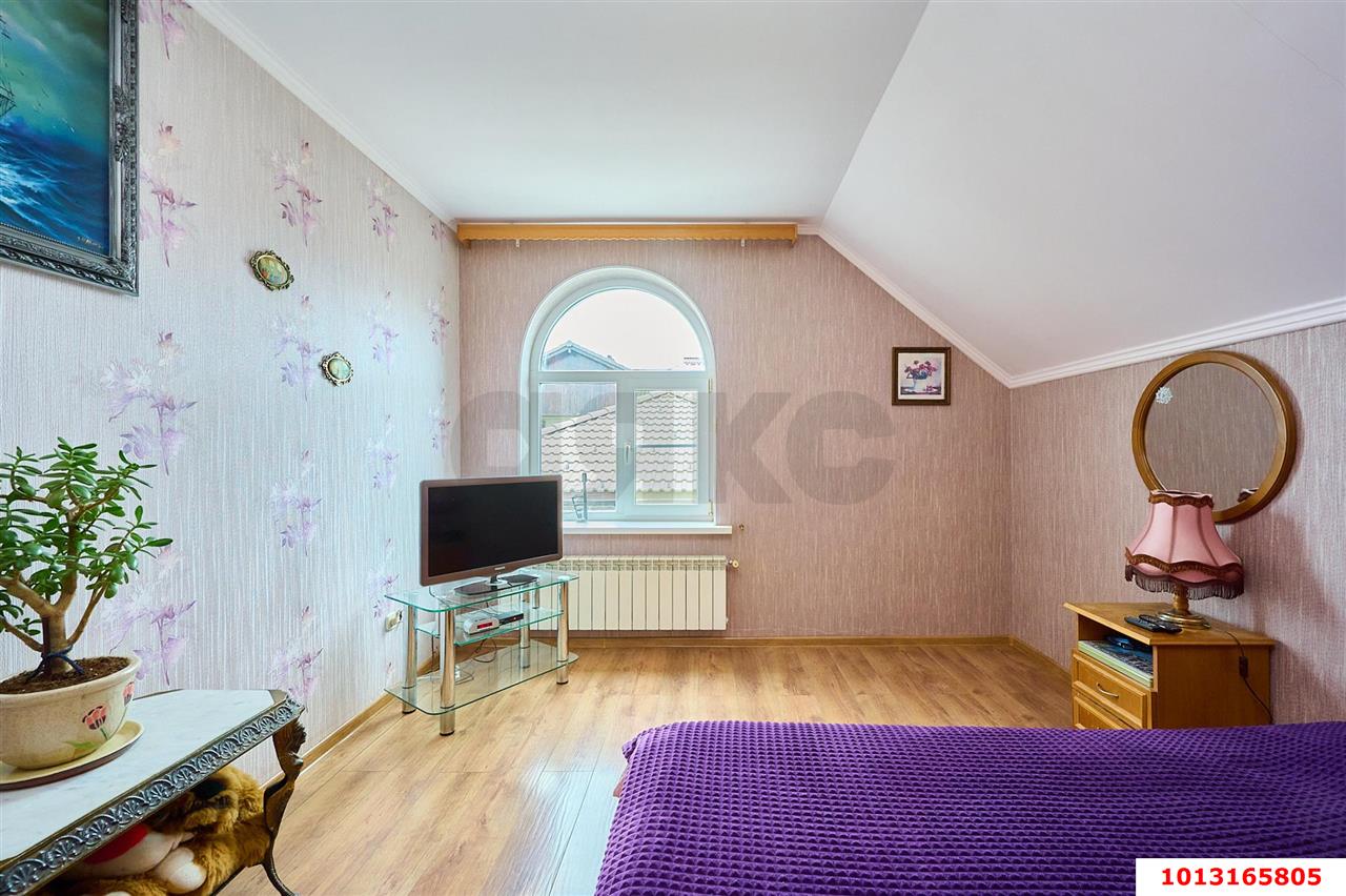 Фото №9: Дом 180&nbsp;м² + 5&nbsp;сот., 2&nbsp;эт. - Краснодар, Прикубанский внутригородской округ, мкр. 2-я Площадка, ул. Николая Борового