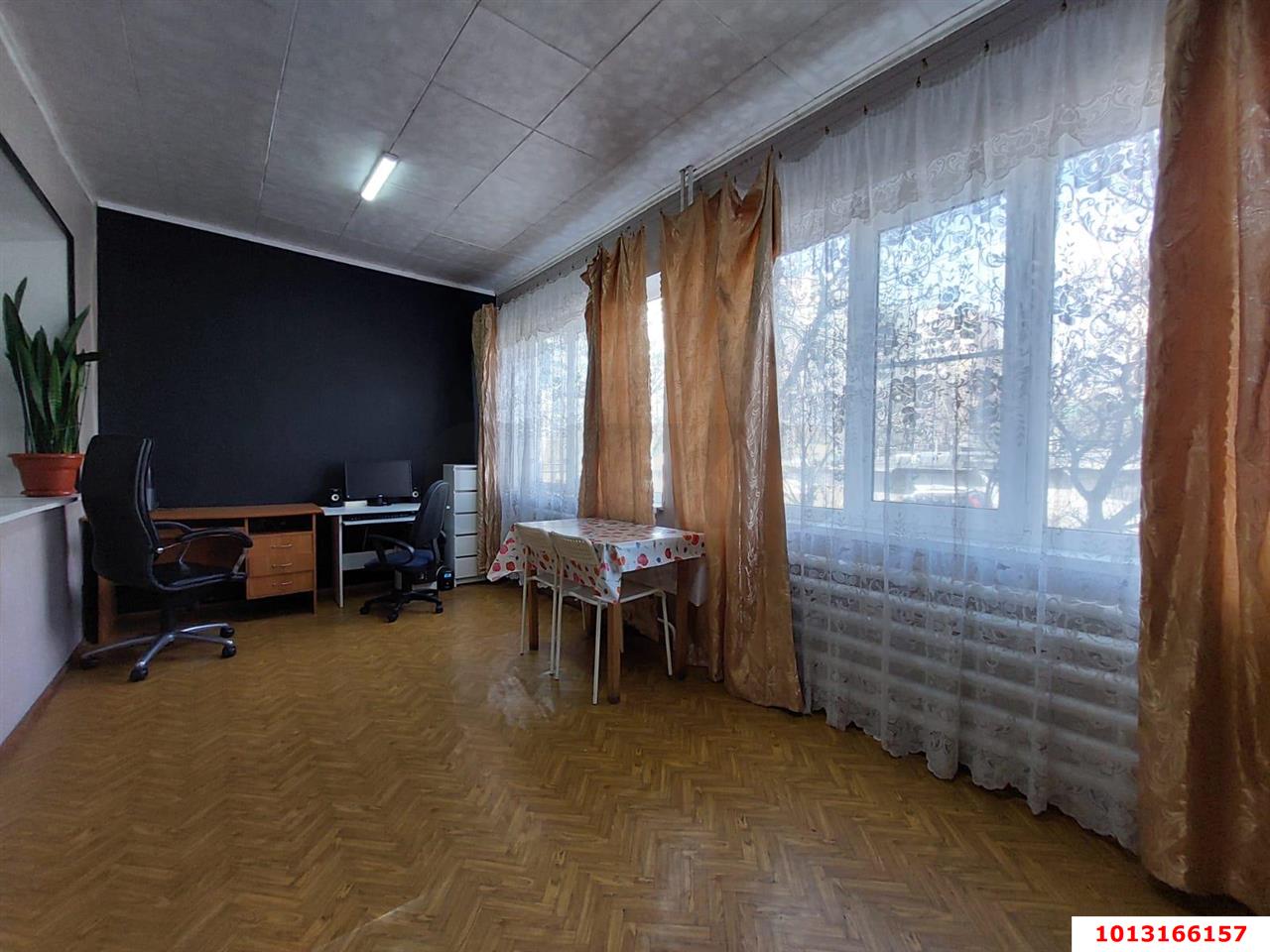 Фото №3: 3-комнатная квартира 76&nbsp;м², 1/5&nbsp;эт. - Краснодар, Прикубанский внутригородской округ, мкр. Фестивальный, ул. Ковалёва, 10