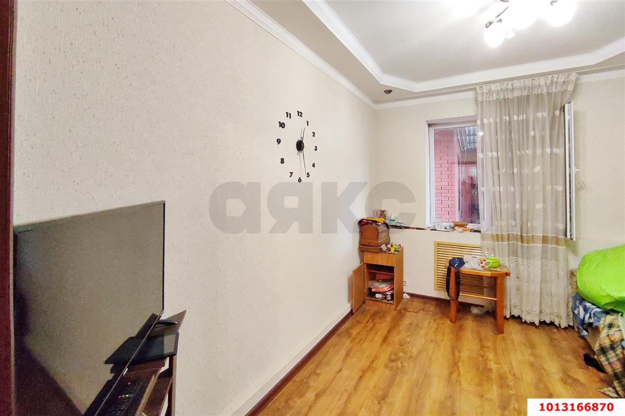 Фото №4: Дом 150&nbsp;м² + 16&nbsp;сот., 1&nbsp;эт. - Адыгейск, ул. Комсомольская, 43