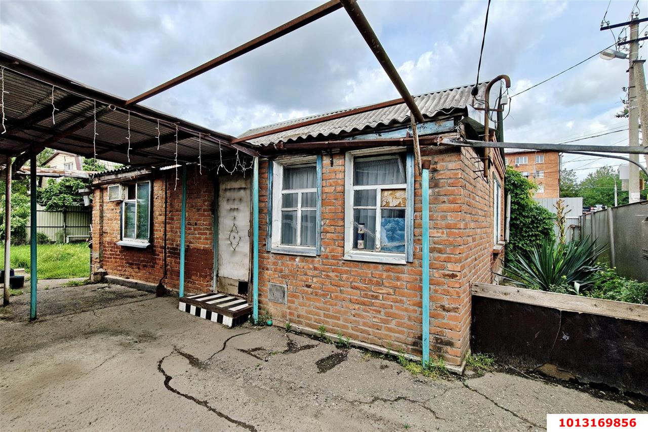 Фото №1: Дом 75&nbsp;м² + 4.27&nbsp;сот., 1&nbsp;эт. - Краснодар, Прикубанский внутригородской округ, мкр. Школьный, ул. Школьная, 38