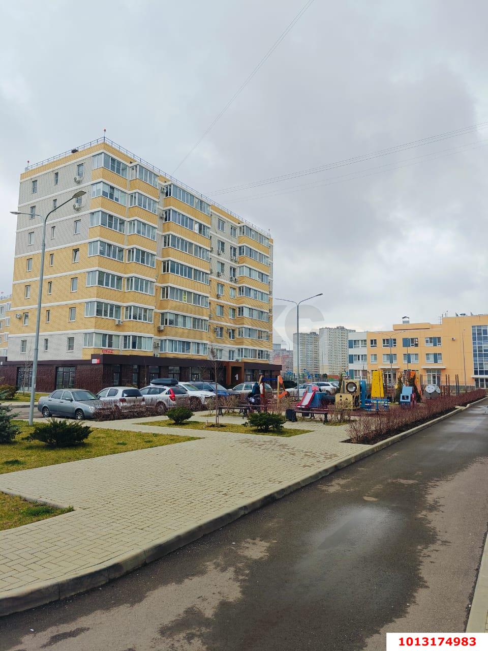 Фото №12: Торговое помещение 50&nbsp;м², 1/10&nbsp;эт. - Краснодар, Прикубанский внутригородской округ, Славянский, мкр. Светлоград, ул. Красных Партизан, 1/4к3