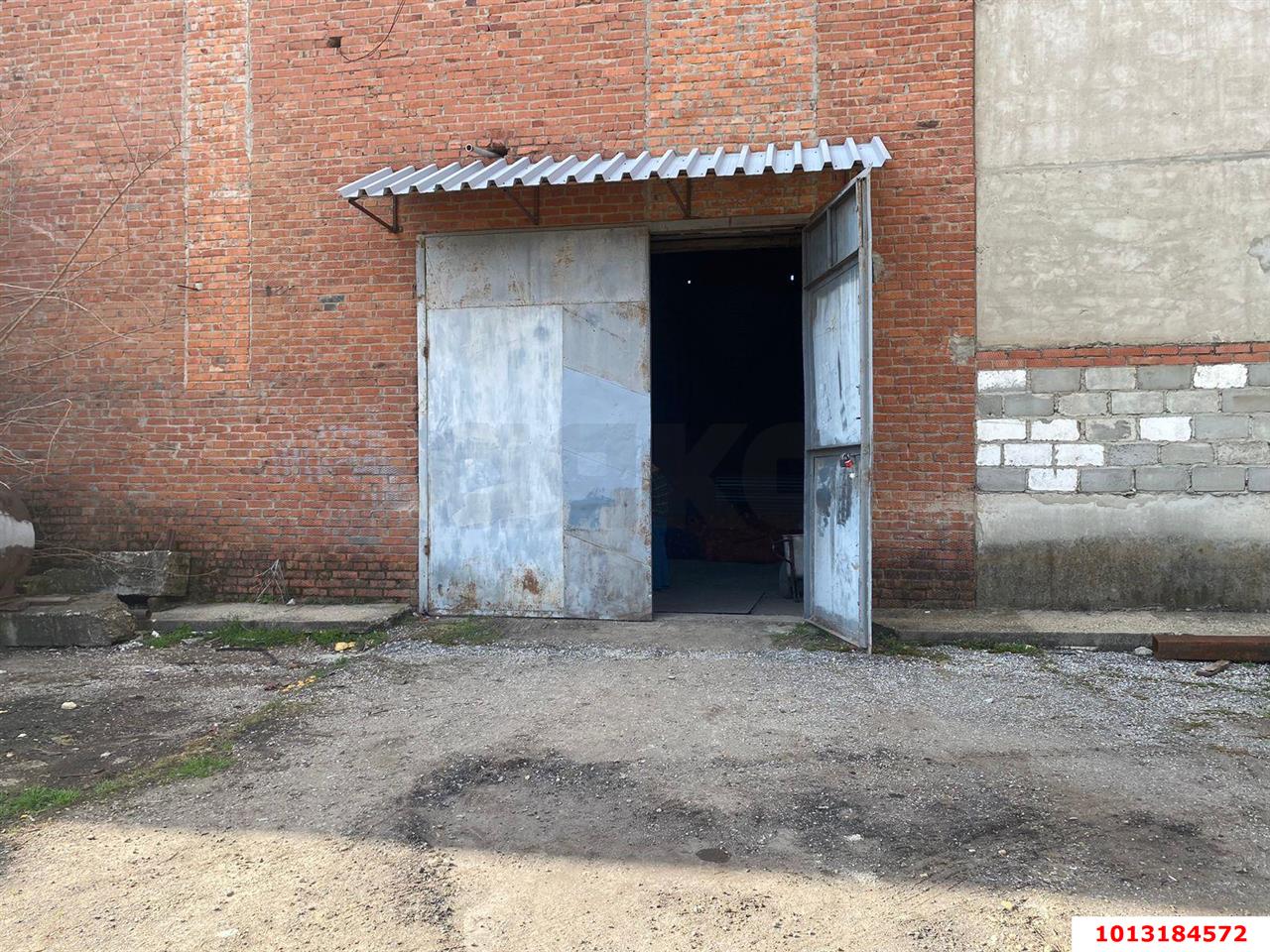 Фото №2: Производственное помещение 2935&nbsp;м², 1/2&nbsp;эт. - Краснодар, Прикубанский внутригородской округ, мкр. жилой комплекс Новая Португалия, ул. Бискайская