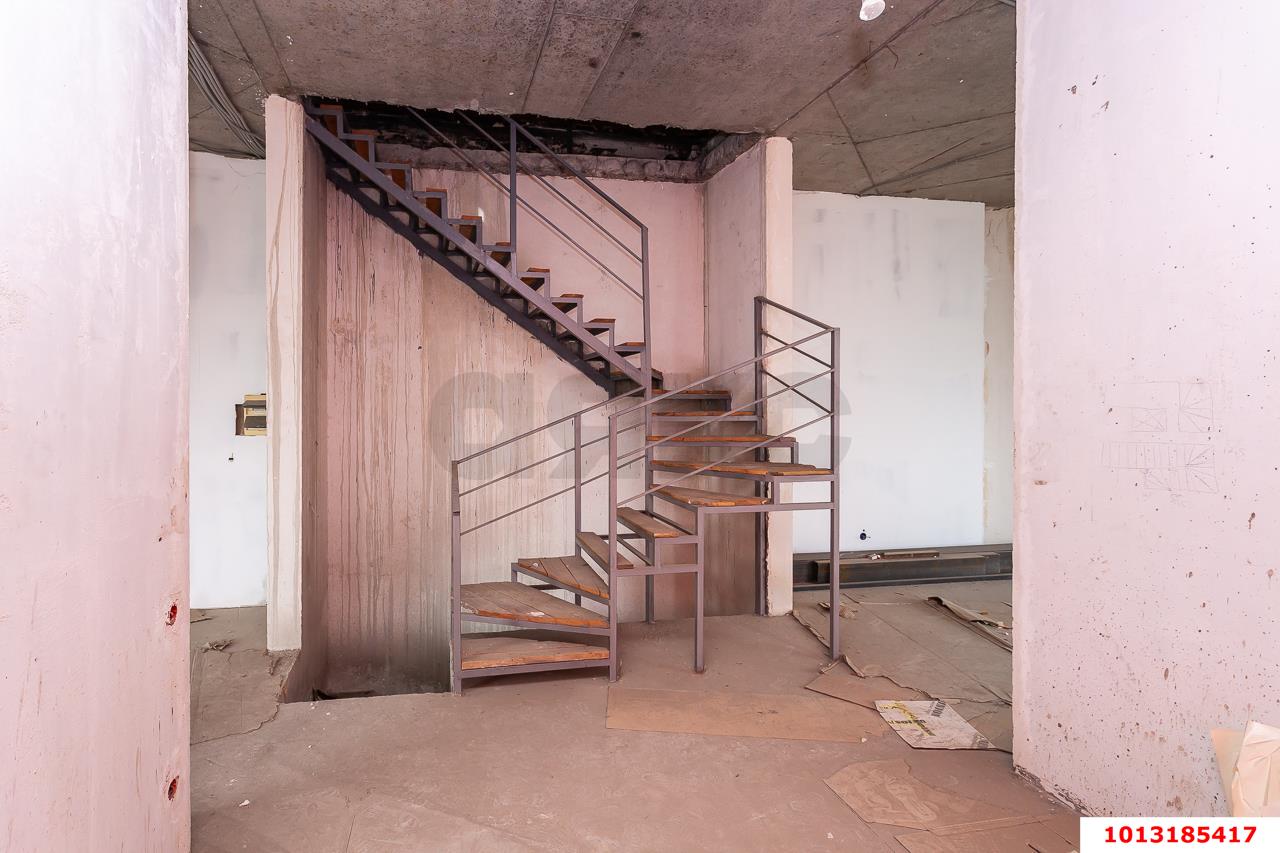 Фото №3: Пентхаус 350&nbsp;м², 17/18&nbsp;эт. - Краснодар, Прикубанский внутригородской округ, Солнечный, мкр. Фестивальный, ул. Яна Полуяна, 51/1
