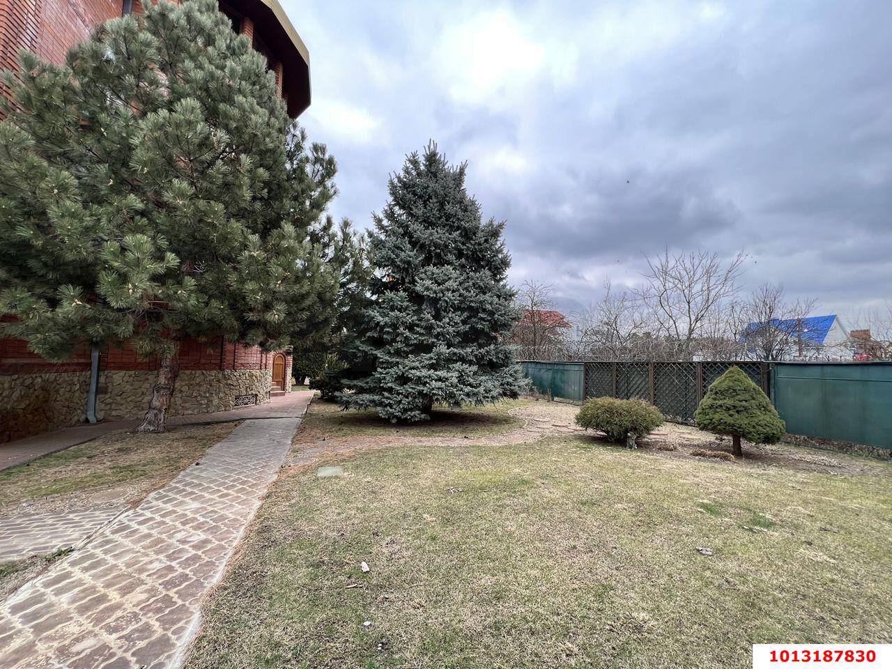 Фото №6: Дом 522&nbsp;м² + 12.22&nbsp;сот., 2&nbsp;эт. - Краснодар, Прикубанский внутригородской округ, Калинино, мкр. Завод Радиоизмерительных Приборов, ул. Геологическая, 15