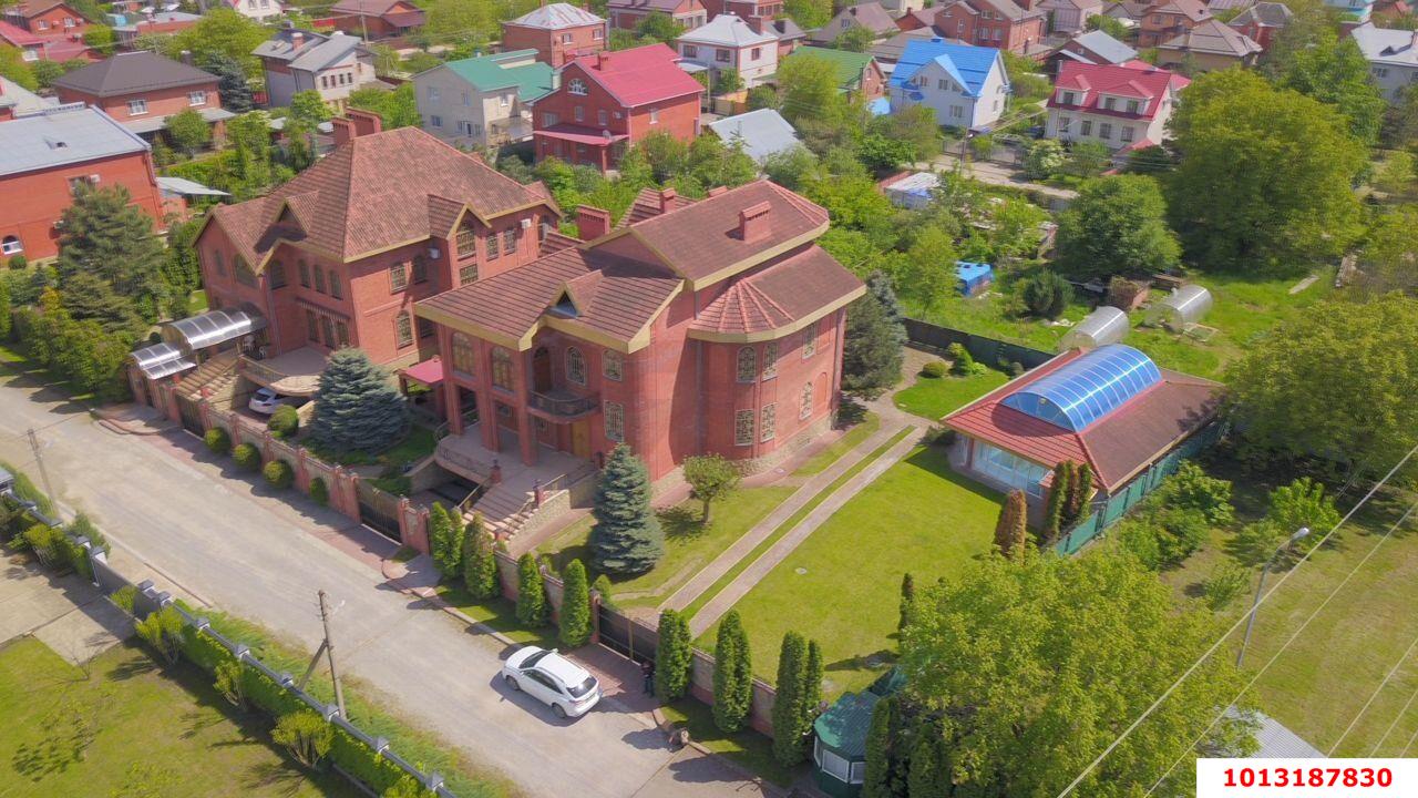 Фото №2: Дом 522&nbsp;м² + 12.22&nbsp;сот., 2&nbsp;эт. - Краснодар, Прикубанский внутригородской округ, Калинино, мкр. Завод Радиоизмерительных Приборов, ул. Геологическая, 15