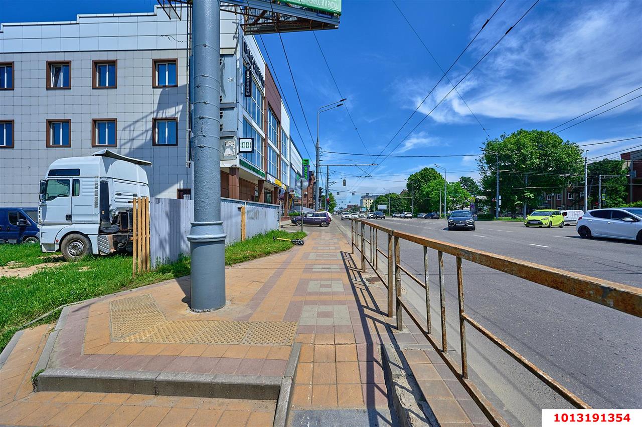 Фото №8: Торговое помещение 75&nbsp;м², 1/4&nbsp;эт. - Краснодар, Карасунский внутригородской округ, ж/м Пашковский, ул. Колхозная, 17