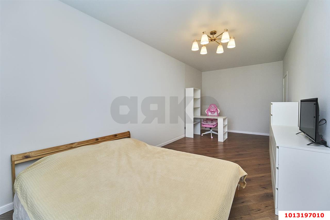 Фото №6: 2-комнатная квартира 72&nbsp;м², 18/24&nbsp;эт. - Краснодар, Прикубанский внутригородской округ, мкр. Парк Победы, ул. Героя Пешкова, 14к5