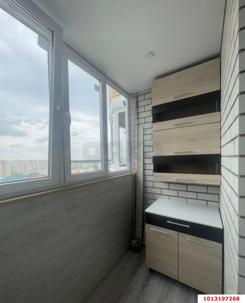 Фото №10: 2-комнатная квартира 49&nbsp;м², 13/17&nbsp;эт. - Краснодар, Прикубанский внутригородской округ, Славянский, мкр. Светлоград, ул. Красных Партизан, 1/4к16