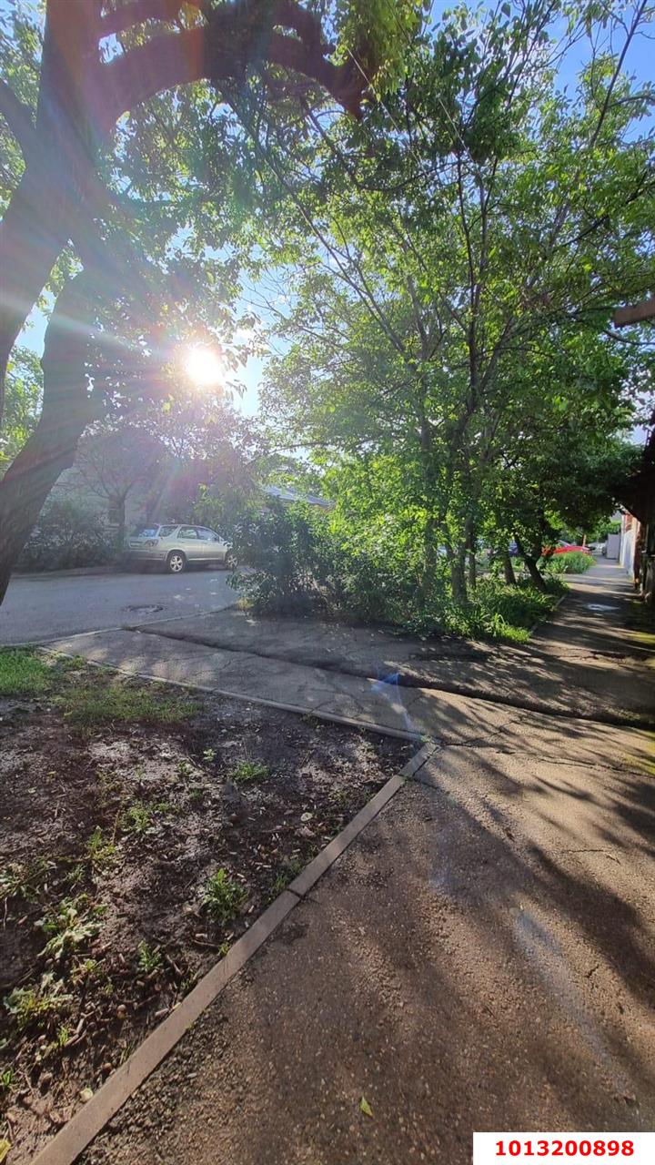 Фото №7: Часть дома 40&nbsp;м² + 2&nbsp;сот., 1&nbsp;эт. - Краснодар, Центральный внутригородской округ, мкр. Дубинка, ул. Линейная, 39