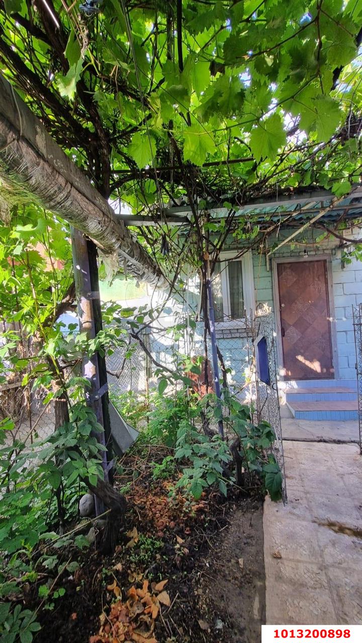 Фото №5: Часть дома 40&nbsp;м² + 2&nbsp;сот., 1&nbsp;эт. - Краснодар, Центральный внутригородской округ, мкр. Дубинка, ул. Линейная, 39