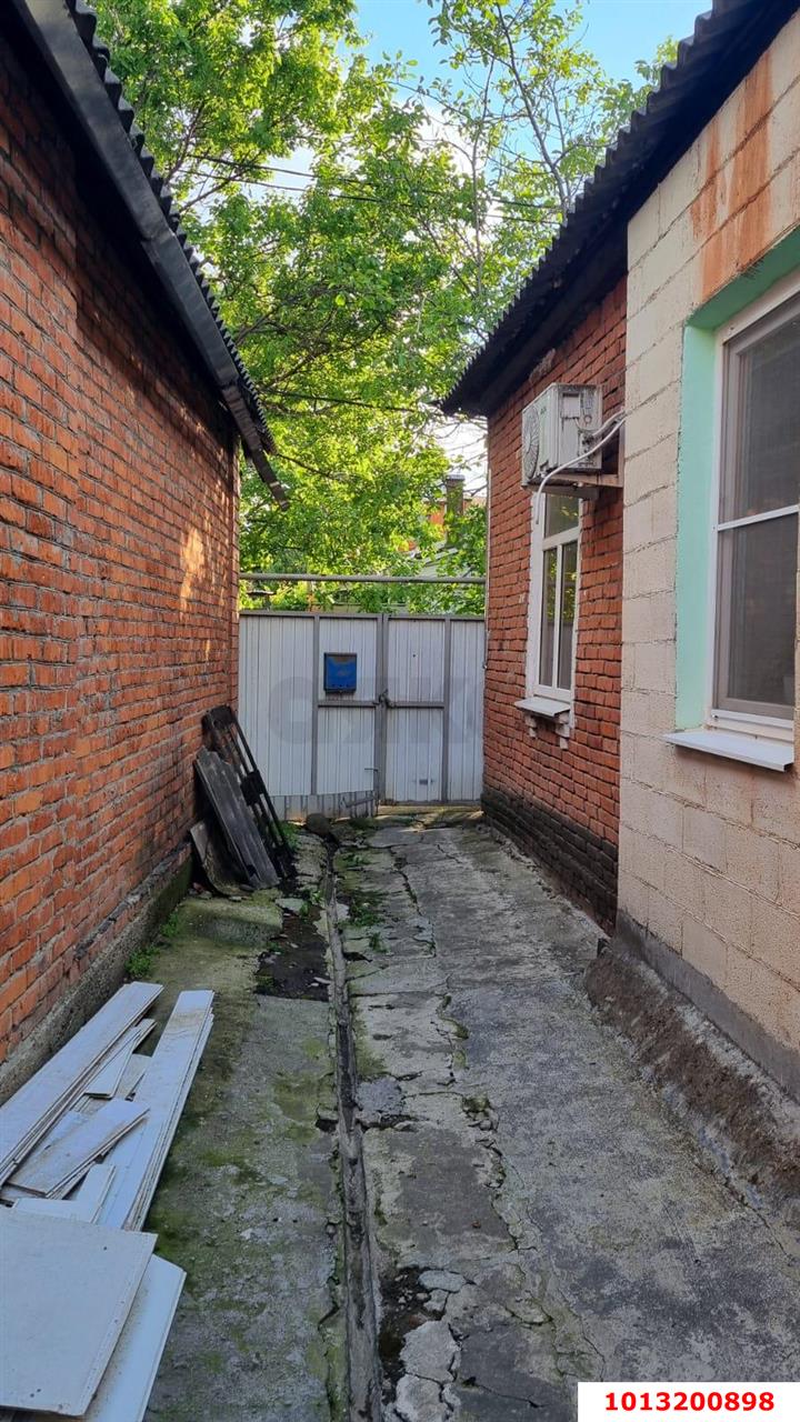 Фото №2: Часть дома 40&nbsp;м² + 2&nbsp;сот., 1&nbsp;эт. - Краснодар, Центральный внутригородской округ, мкр. Дубинка, ул. Линейная, 39
