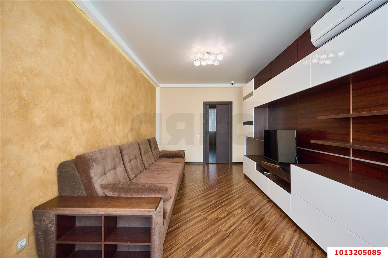 Фото №4: 2-комнатная квартира 71&nbsp;м², 9/10&nbsp;эт. - Яблоновский, мкр. ЖК Уютный, ул. Гагарина, 159лит1
