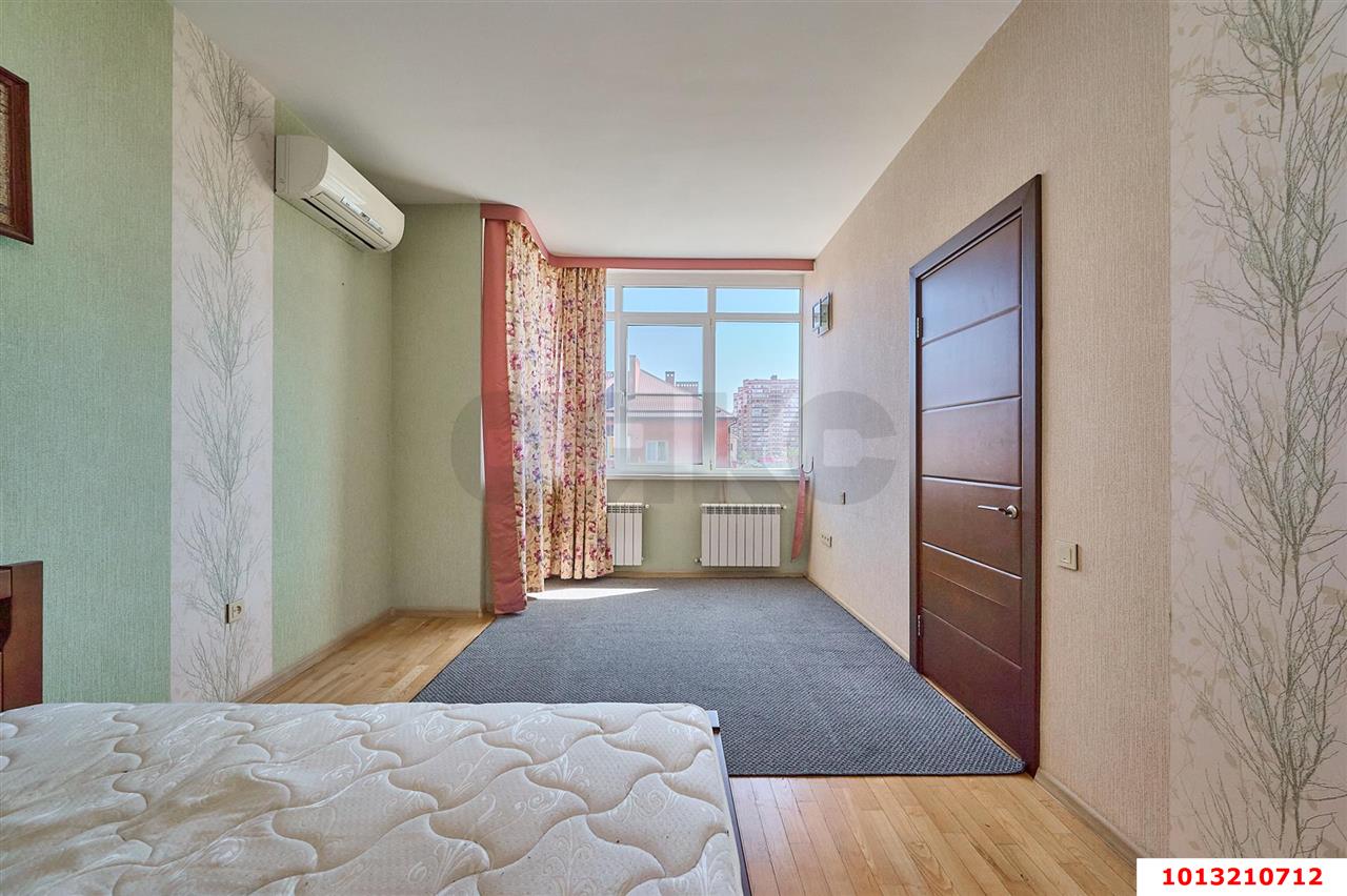 Фото №4: 1-комнатная квартира 45&nbsp;м², 3/4&nbsp;эт. - Краснодар, Прикубанский внутригородской округ, Калинино, мкр. Завод Радиоизмерительных Приборов, ул. Вологодская, 1
