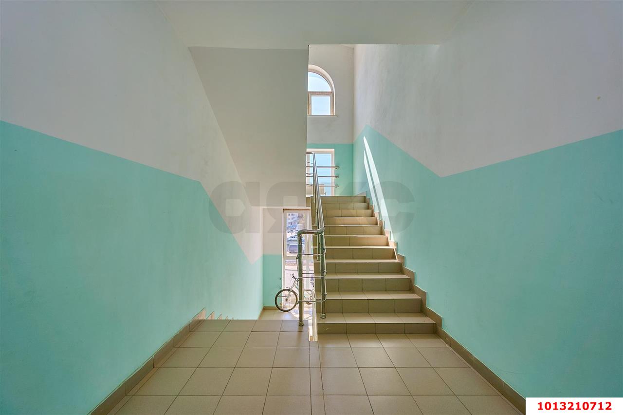 Фото №10: 1-комнатная квартира 45&nbsp;м², 3/4&nbsp;эт. - Краснодар, Прикубанский внутригородской округ, Калинино, мкр. Завод Радиоизмерительных Приборов, ул. Вологодская, 1