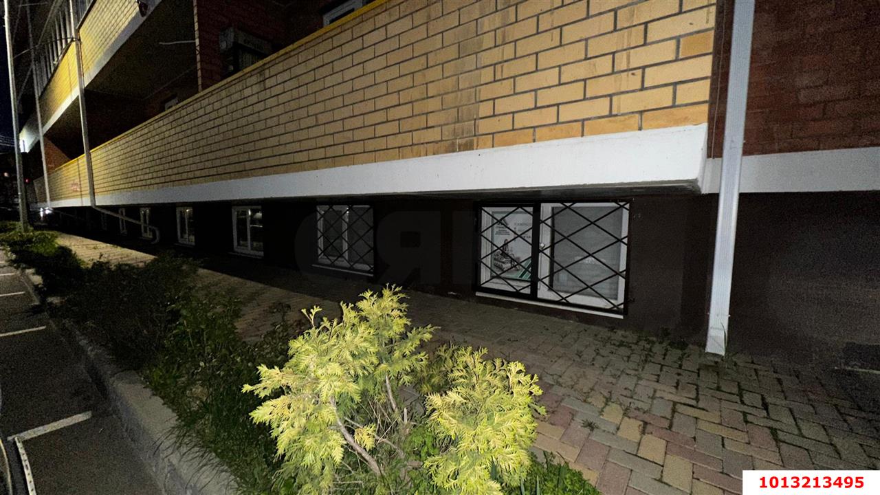 Фото №7: Торговое помещение 53&nbsp;м², 5&nbsp;эт. - Новая Адыгея, мкр. ЖК Виноградъ, ул. Бжегокайская, 19к1