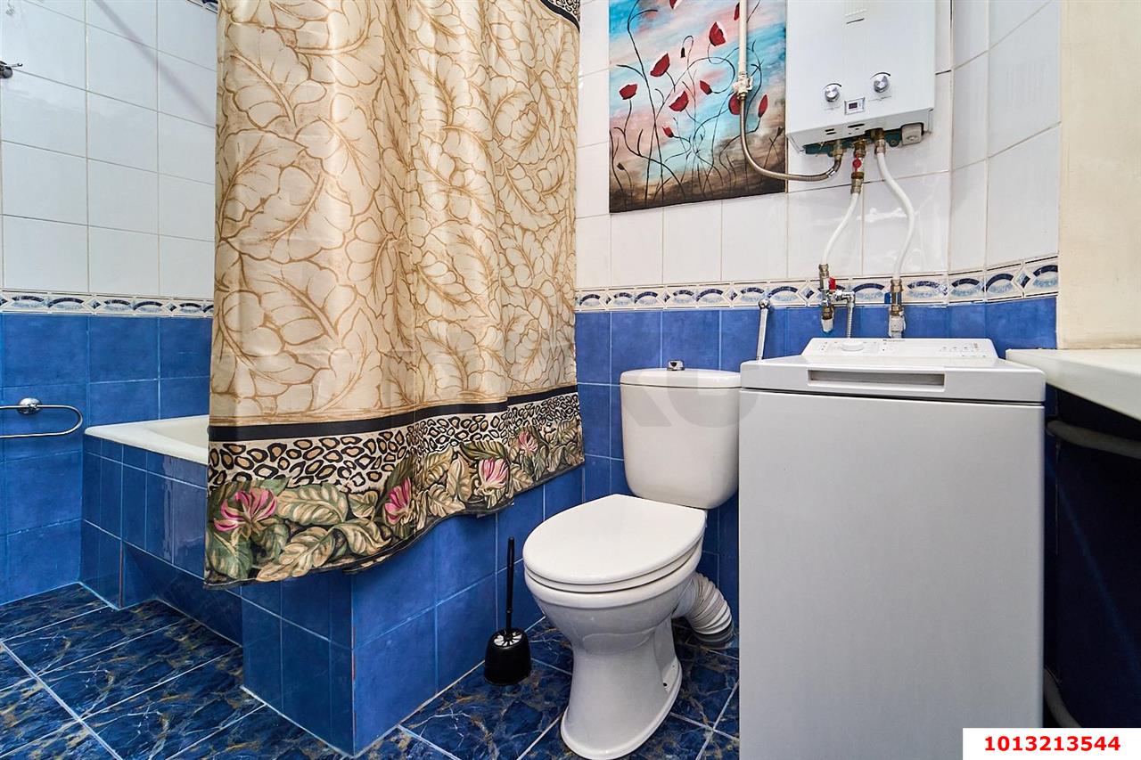 Фото №14: 2-комнатная квартира 51&nbsp;м², 1/4&nbsp;эт. - Краснодар, Центральный внутригородской округ, мкр. Центральный, ул. Митрофана Седина, 2