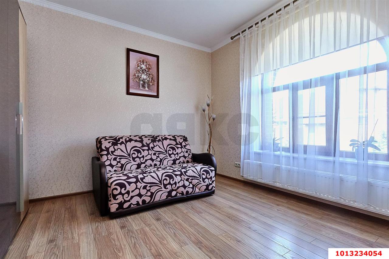 Фото №10: Дом 176&nbsp;м² + 8&nbsp;сот., 2&nbsp;эт. - Краснодар, Прикубанский внутригородской округ, мкр. 2-я Площадка, ул. Николая Борового, 7