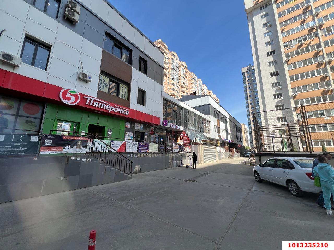 Фото №2: Торговое помещение 44&nbsp;м², 1/4&nbsp;эт. - Краснодар, Прикубанский внутригородской округ, мкр. Краевая Клиническая Больница, ул. Домбайская, 12