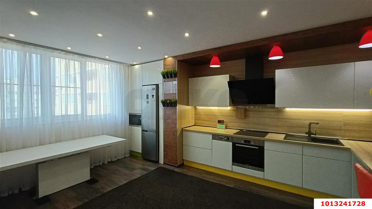Фото №3: 2-комнатная квартира 70&nbsp;м², 16/17&nbsp;эт. - Краснодар, Прикубанский внутригородской округ, 40 лет Победы, мкр. жилой комплекс Симфония, ул. Российская, 72/5