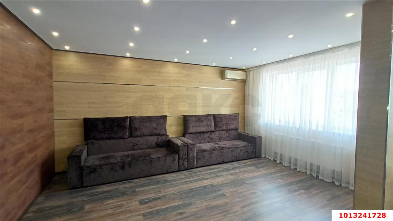 Фото №5: 2-комнатная квартира 70&nbsp;м², 16/17&nbsp;эт. - Краснодар, Прикубанский внутригородской округ, 40 лет Победы, мкр. жилой комплекс Симфония, ул. Российская, 72/5
