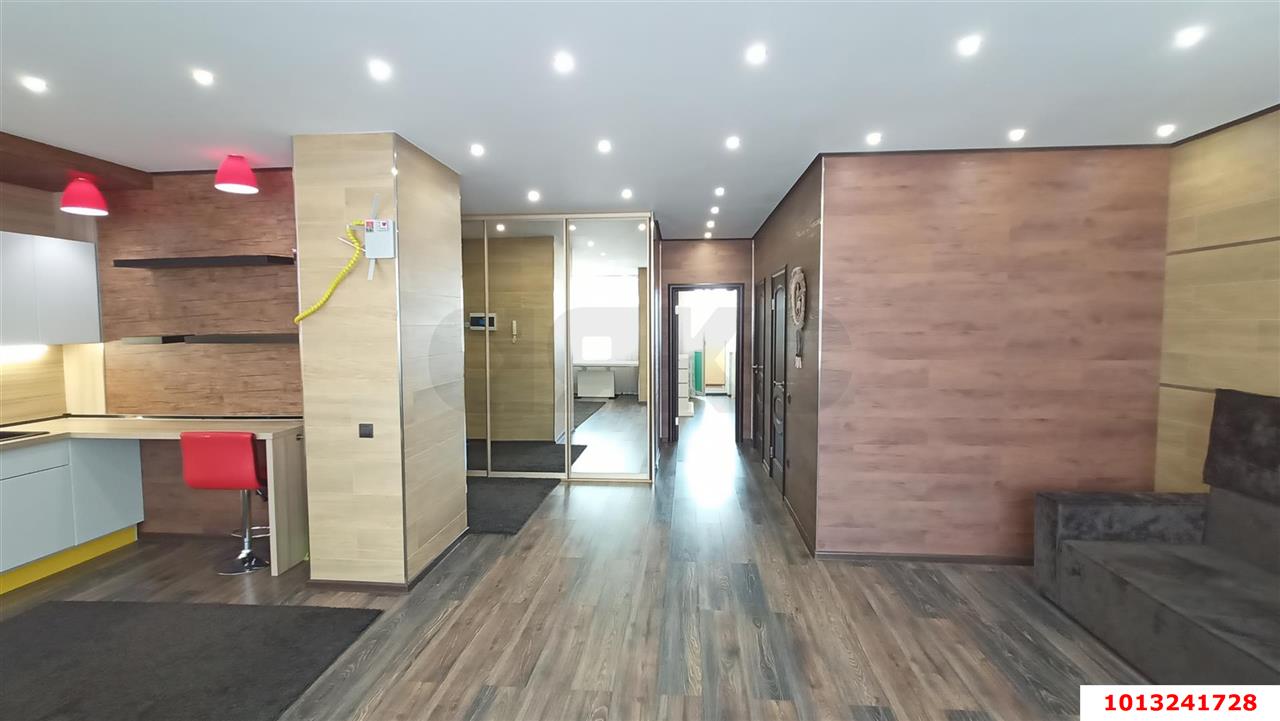 Фото №4: 2-комнатная квартира 70&nbsp;м², 16/17&nbsp;эт. - Краснодар, Прикубанский внутригородской округ, 40 лет Победы, мкр. жилой комплекс Симфония, ул. Российская, 72/5