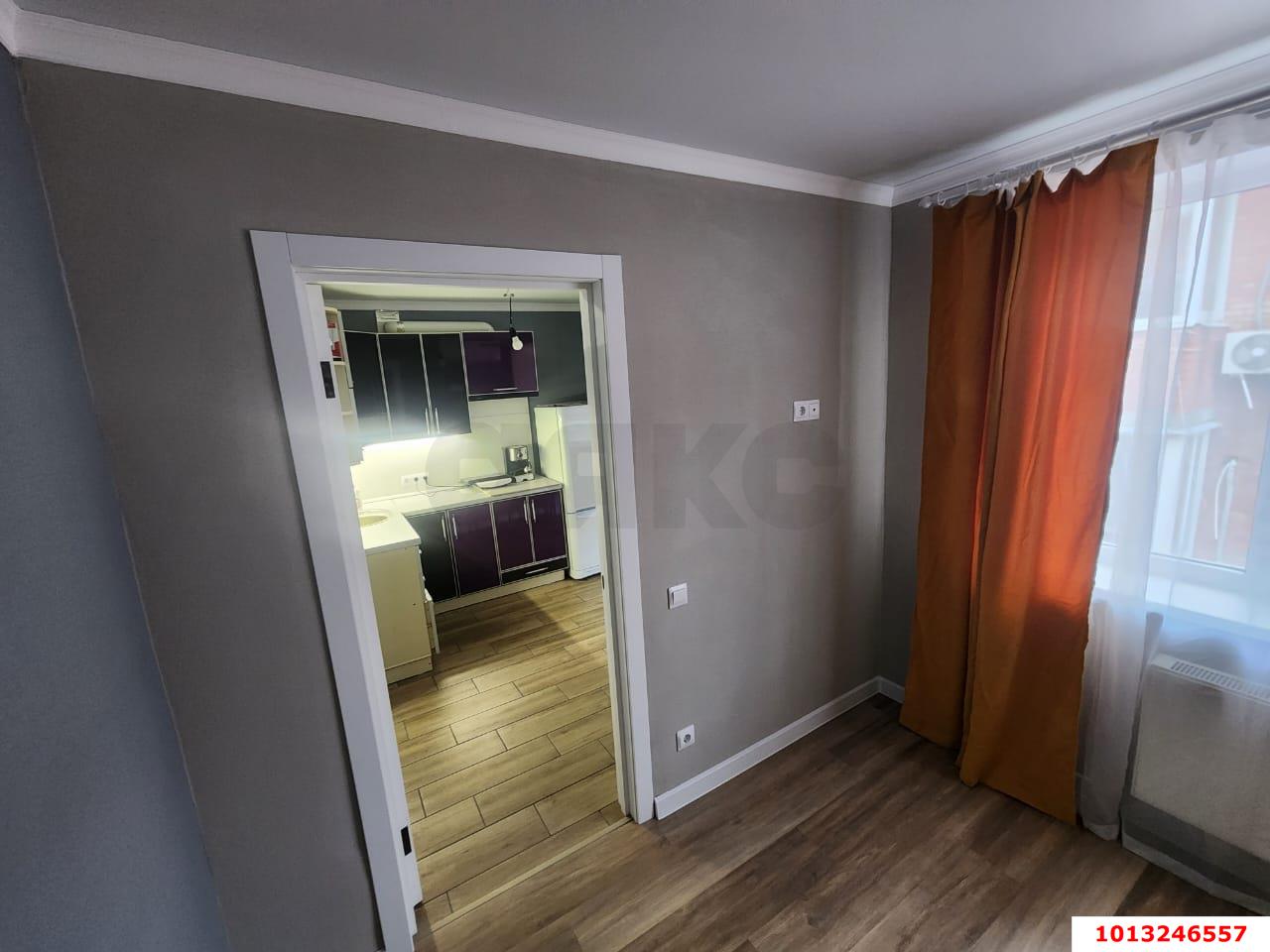 Фото №7: 2-комнатная квартира 40&nbsp;м², 5/5&nbsp;эт. - Краснодар, Прикубанский внутригородской округ, мкр. Музыкальный, пр-д Ангарский, 15