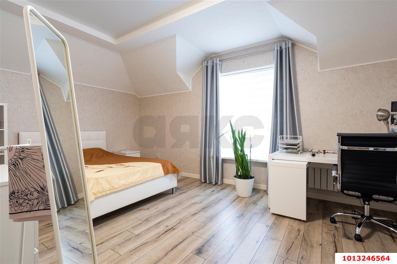 Фото №10: Дом 300&nbsp;м² + 12&nbsp;сот., 2&nbsp;эт. - Копанской, мкр. Прикубанский внутригородской округ, ул. Брусничная, 80