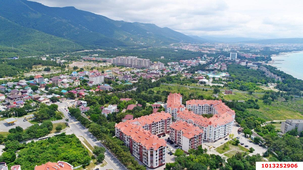 Фото №19: Торговое помещение 155&nbsp;м², 1/3&nbsp;эт. - Геленджик, пр-кт Геленджикский, 41
