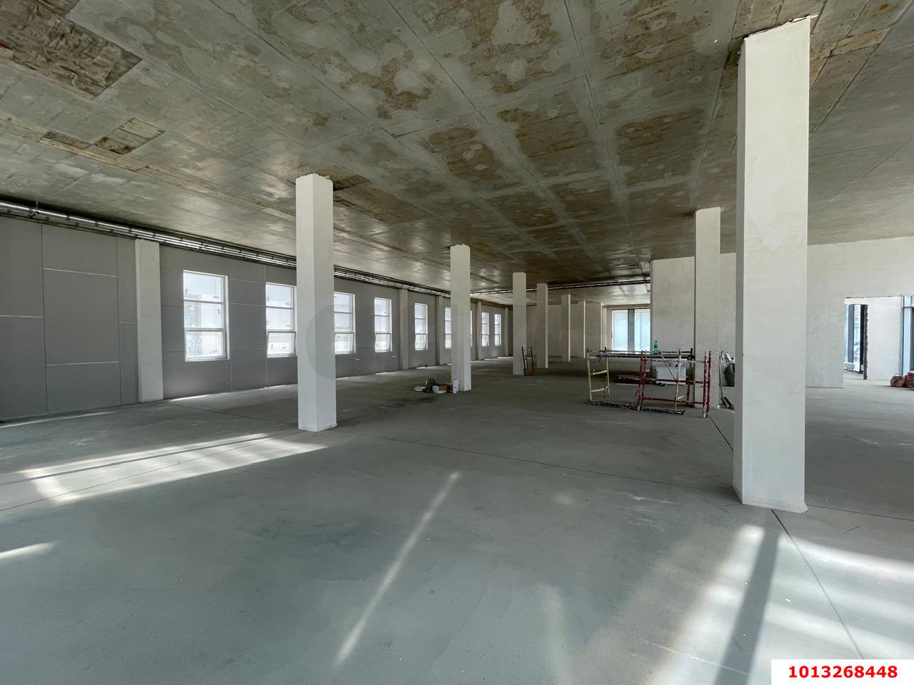 Фото №8: Торговое помещение 1500&nbsp;м², 1/2&nbsp;эт. - Краснодар, мкр. Прикубанский внутригородской округ, ул. Дмитрия Есаулко, 55
