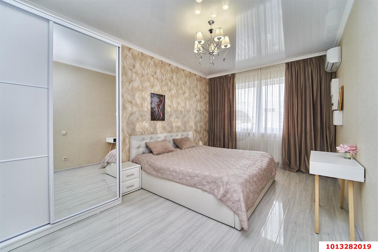 Фото №8: 3-комнатная квартира 81&nbsp;м², 13/16&nbsp;эт. - Краснодар, Прикубанский внутригородской округ, мкр. ЖК Красная Площадь, ул. Конгрессная, 25