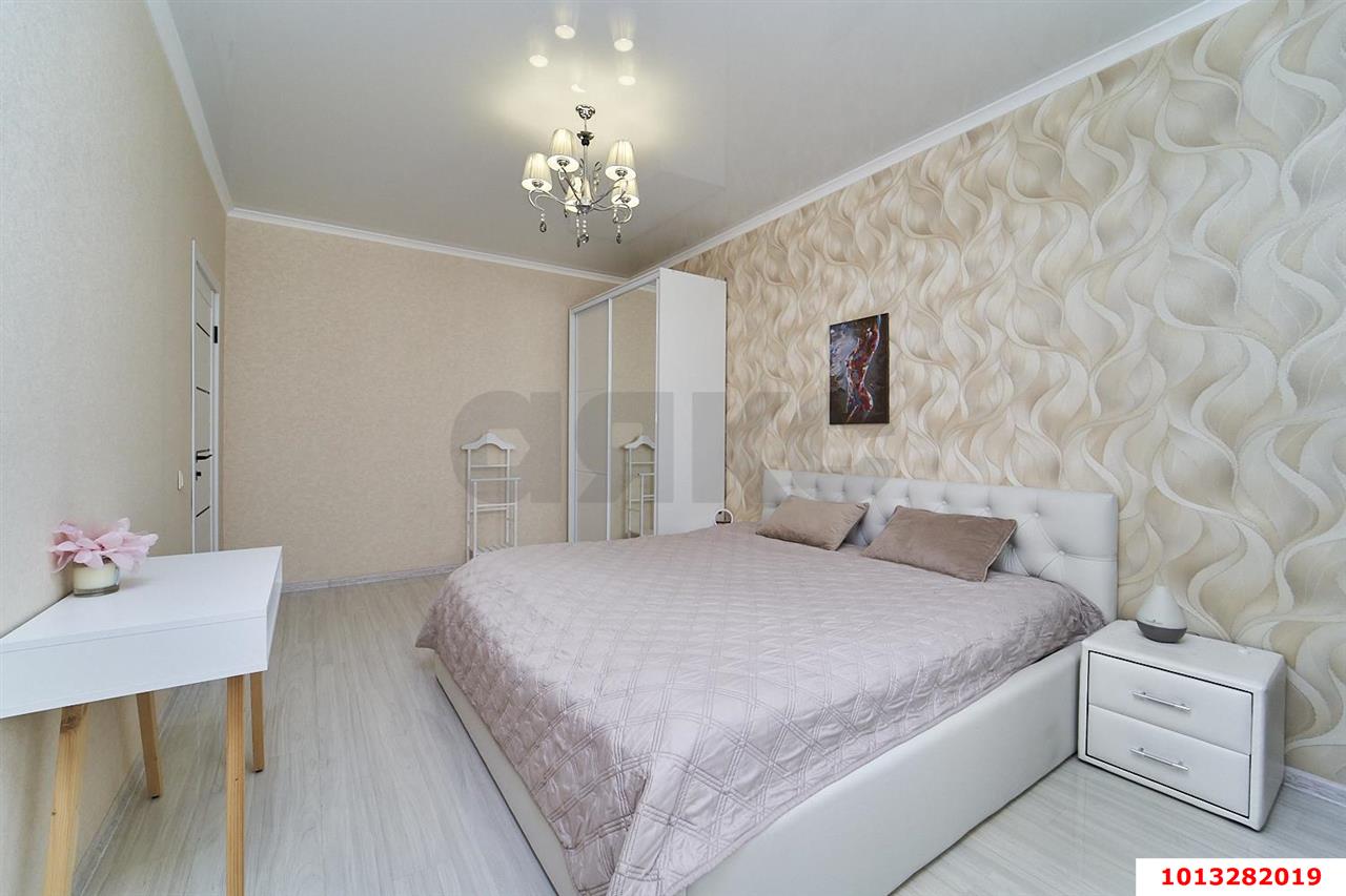 Фото №9: 3-комнатная квартира 81&nbsp;м², 13/16&nbsp;эт. - Краснодар, Прикубанский внутригородской округ, мкр. ЖК Красная Площадь, ул. Конгрессная, 25
