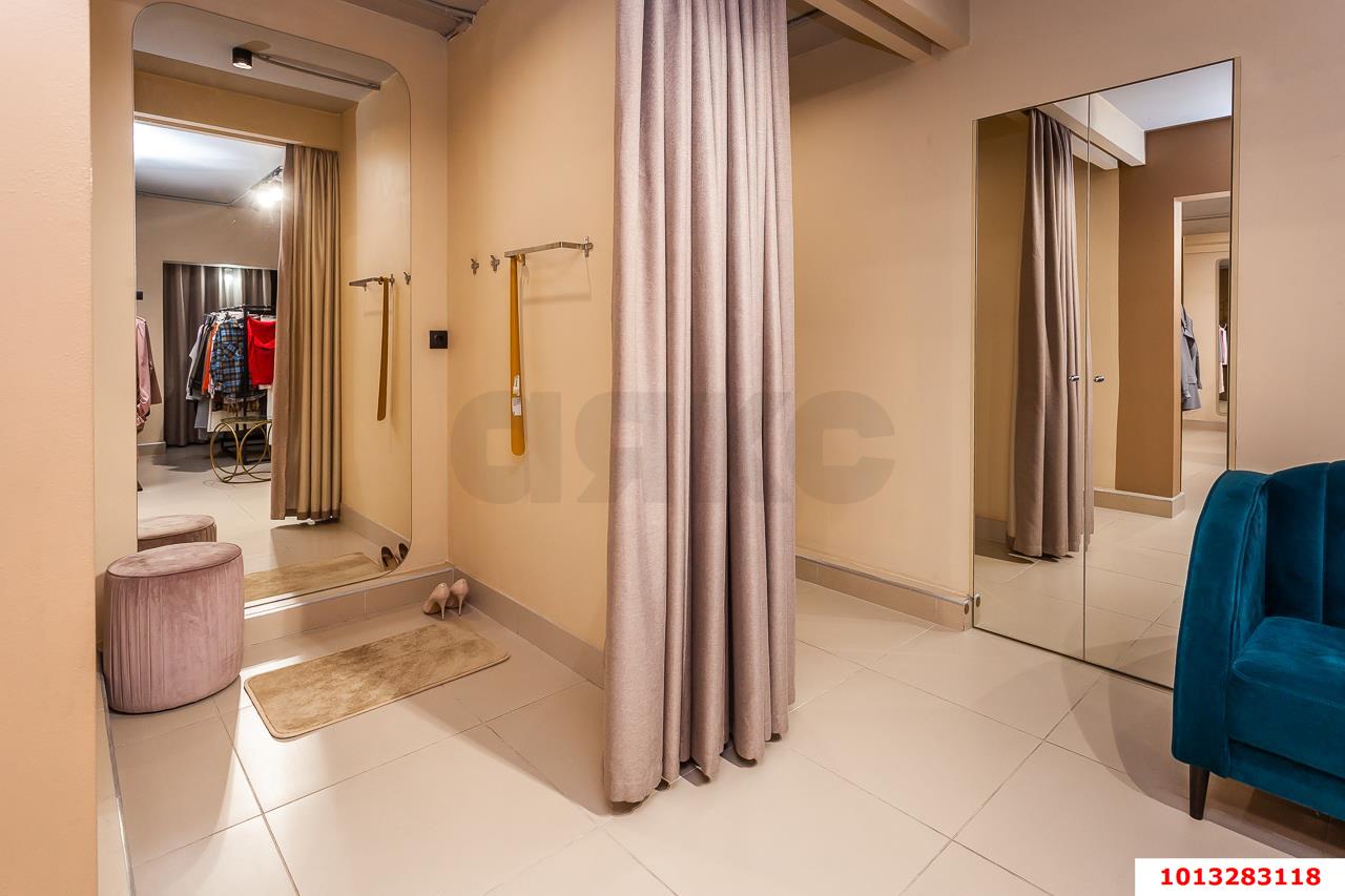 Фото №8: Торговое помещение 57&nbsp;м², -1/10&nbsp;эт. - Краснодар, Западный внутригородской округ, мкр. Юбилейный, пр-кт Чекистов, 34