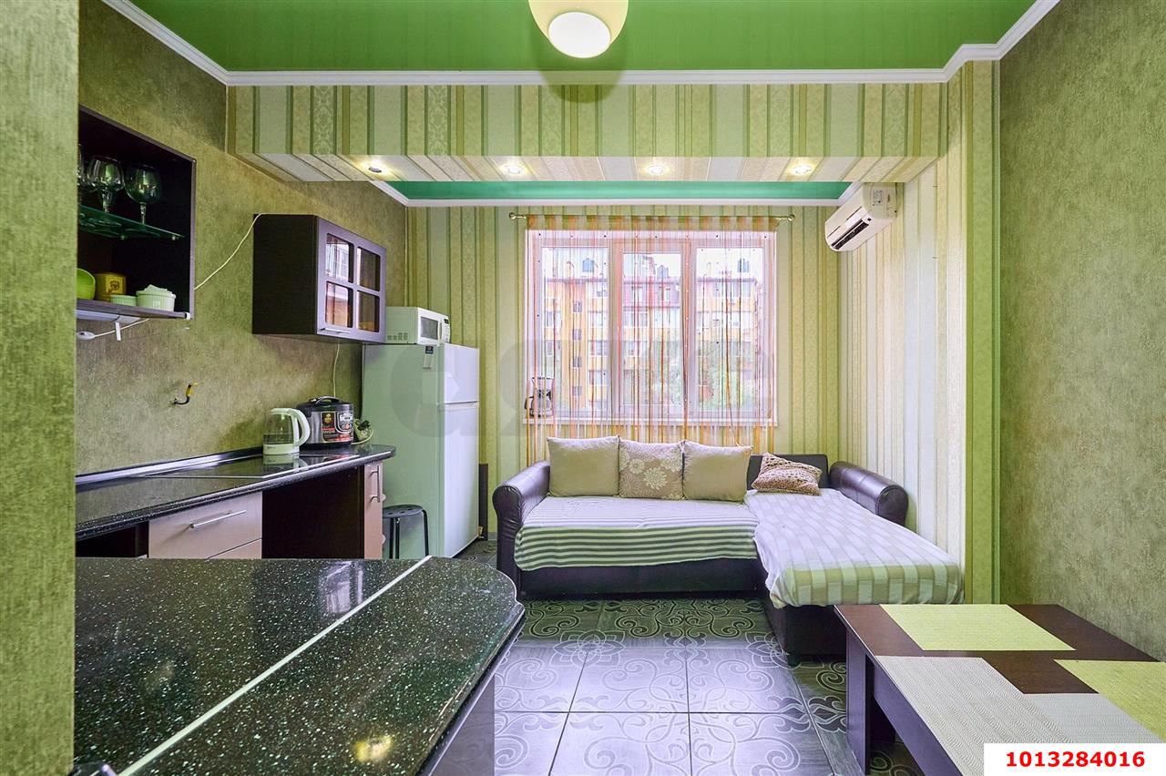 Фото №2: 2-комнатная квартира 65&nbsp;м², 3/9&nbsp;эт. - Краснодар, Прикубанский внутригородской округ, мкр. Музыкальный, ул. имени Сергея Есенина, 94