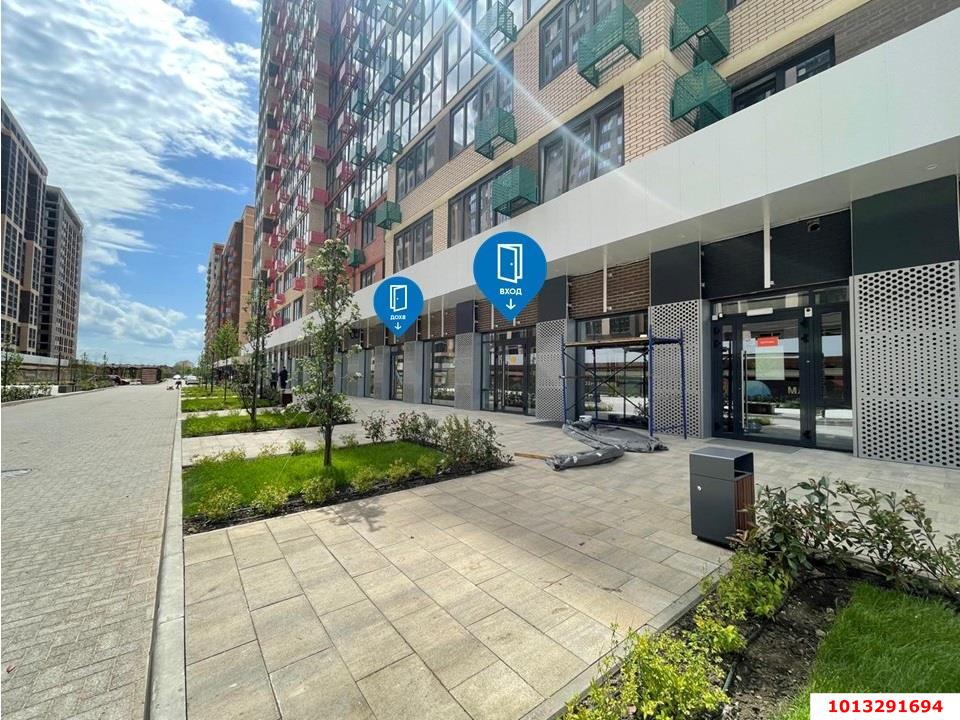 Фото №3: Торговое помещение 220&nbsp;м², 1/18&nbsp;эт. - Знаменский, Карасунский внутригородской округ, мкр. Родные Просторы, ул. Природная, 10Б