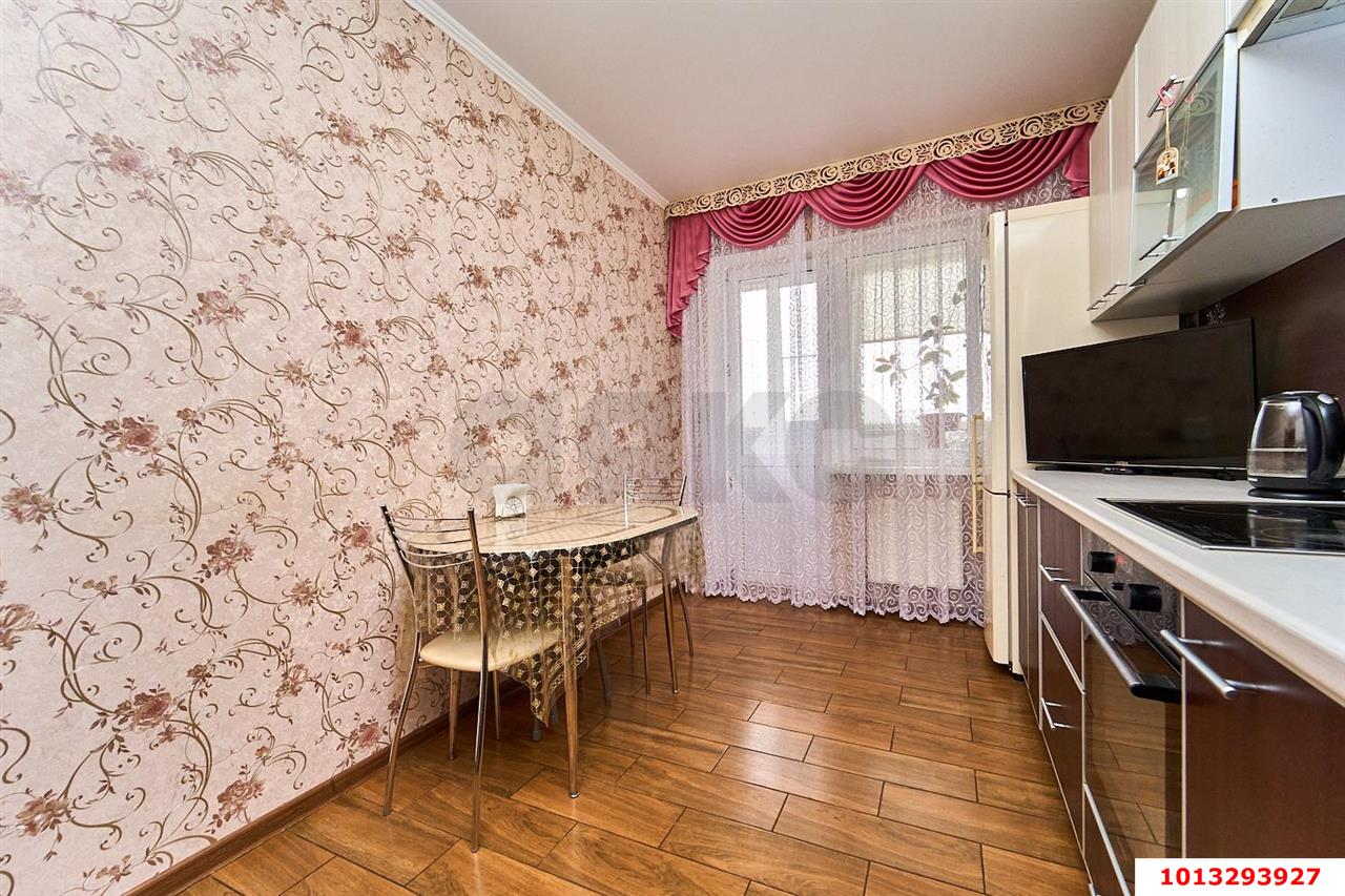 Фото №7: 2-комнатная квартира 63&nbsp;м², 9/12&nbsp;эт. - Краснодар, Прикубанский внутригородской округ, Фестивальный, мкр. Отделение № 1 совхоза Солнечный, ул. Ковалёва, 5